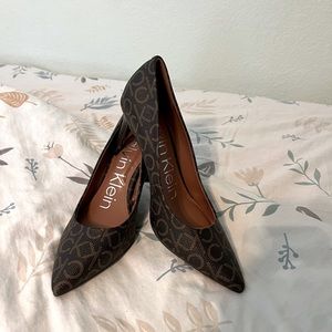 Calvin Klein Giana Pointed Toe Flat
